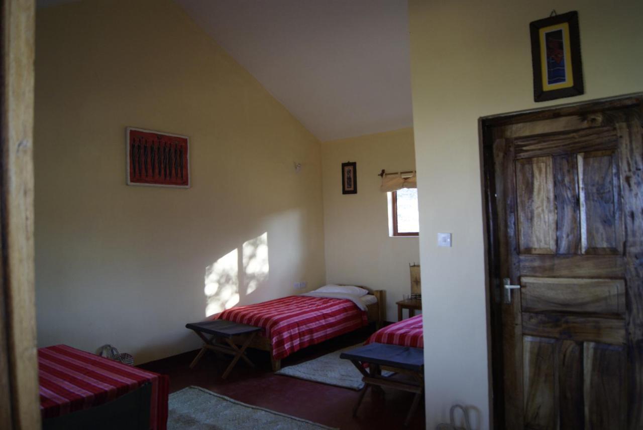 African Sunrise Lodge And Campsite Mto wa Mbu Ngoại thất bức ảnh