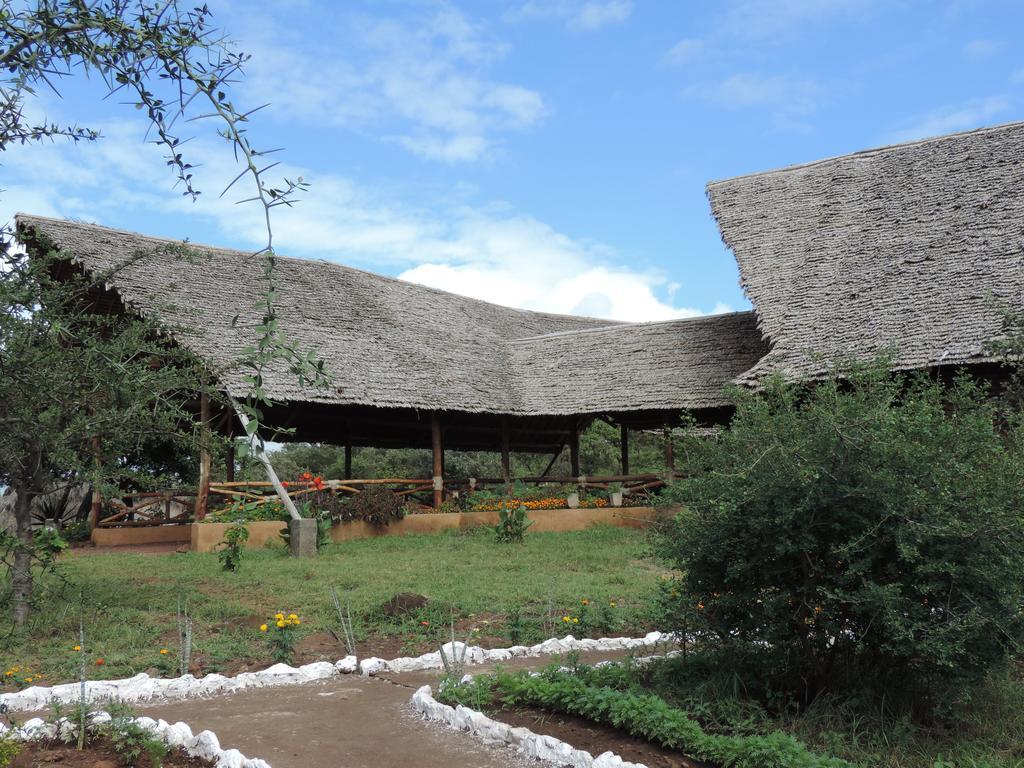 African Sunrise Lodge And Campsite Mto wa Mbu Ngoại thất bức ảnh